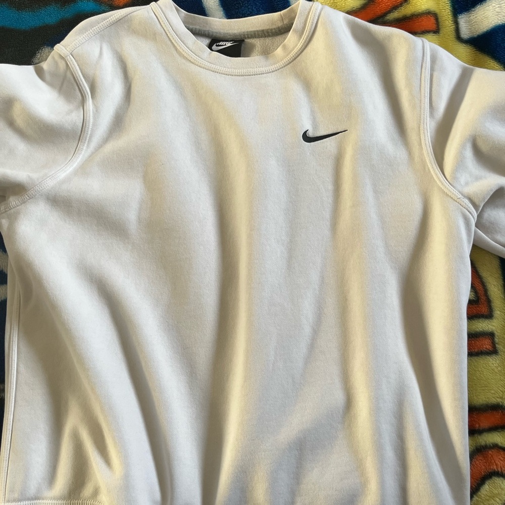 Nike sweatshirt